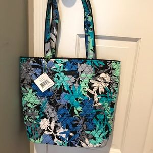 Vera Bradley Tote NWT